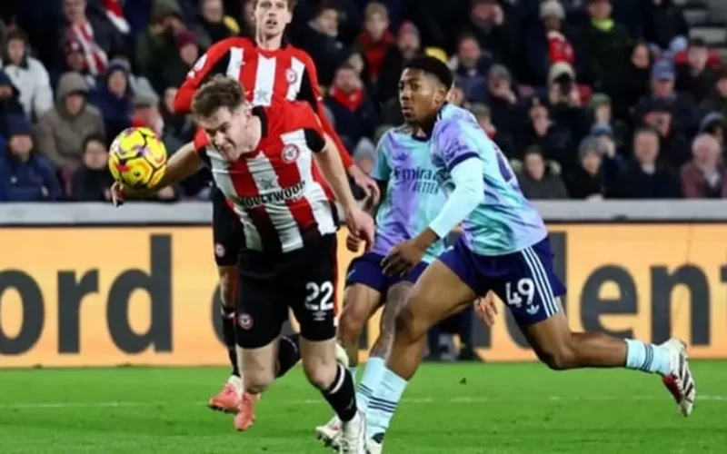 قمة البريميرليج.. موعد انطلاق مباراة الدوري الإنجليزي في فجر اليوم الخميس بنظامها الجديد